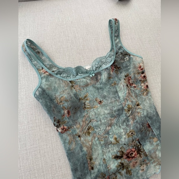 Vintage mesh lace camisole - Picture 2 of 6